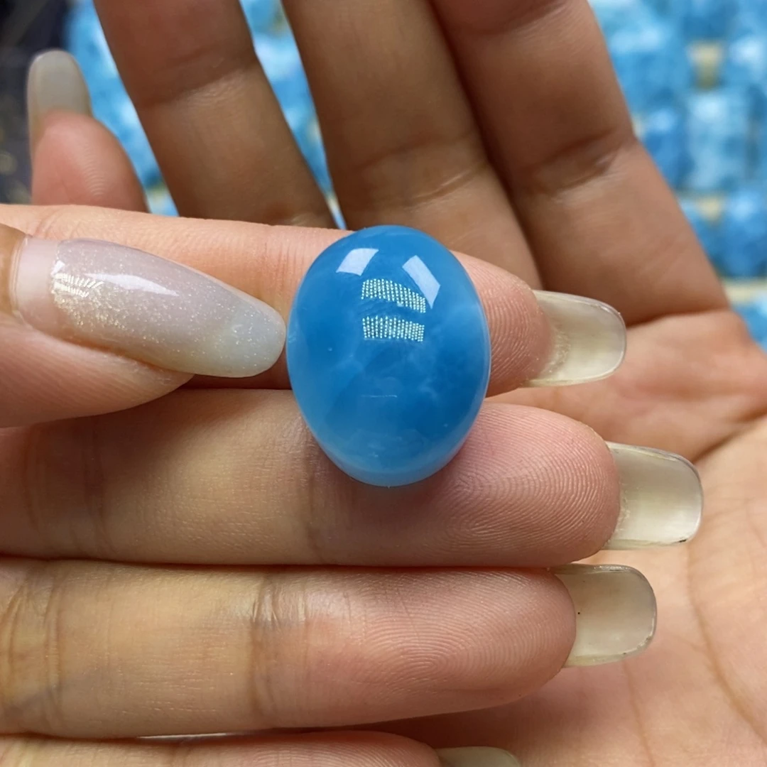 还***呢针钠钙石（海纹石）未镶嵌颈饰