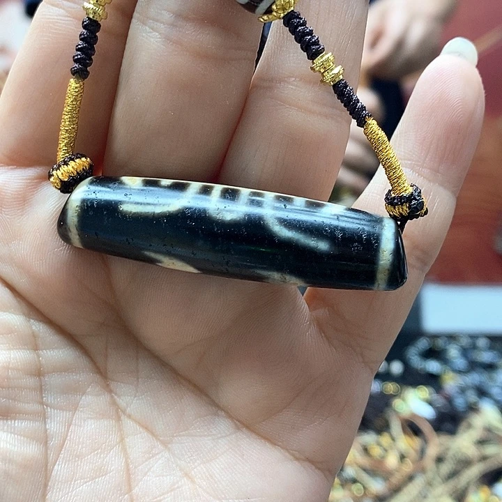 玛瑙/玉髓颈饰合金