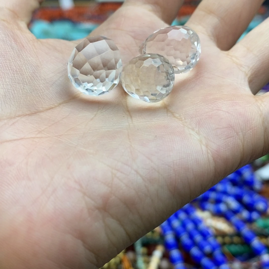 未镶嵌玛瑙/玉髓珠宝半成品一个天然净体双A白水晶切面