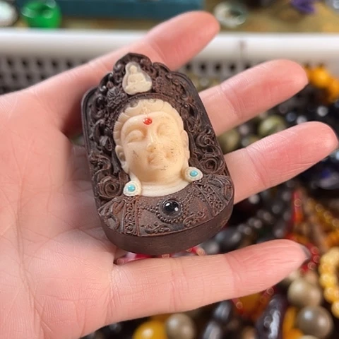 滴血莲花菩提吊坠