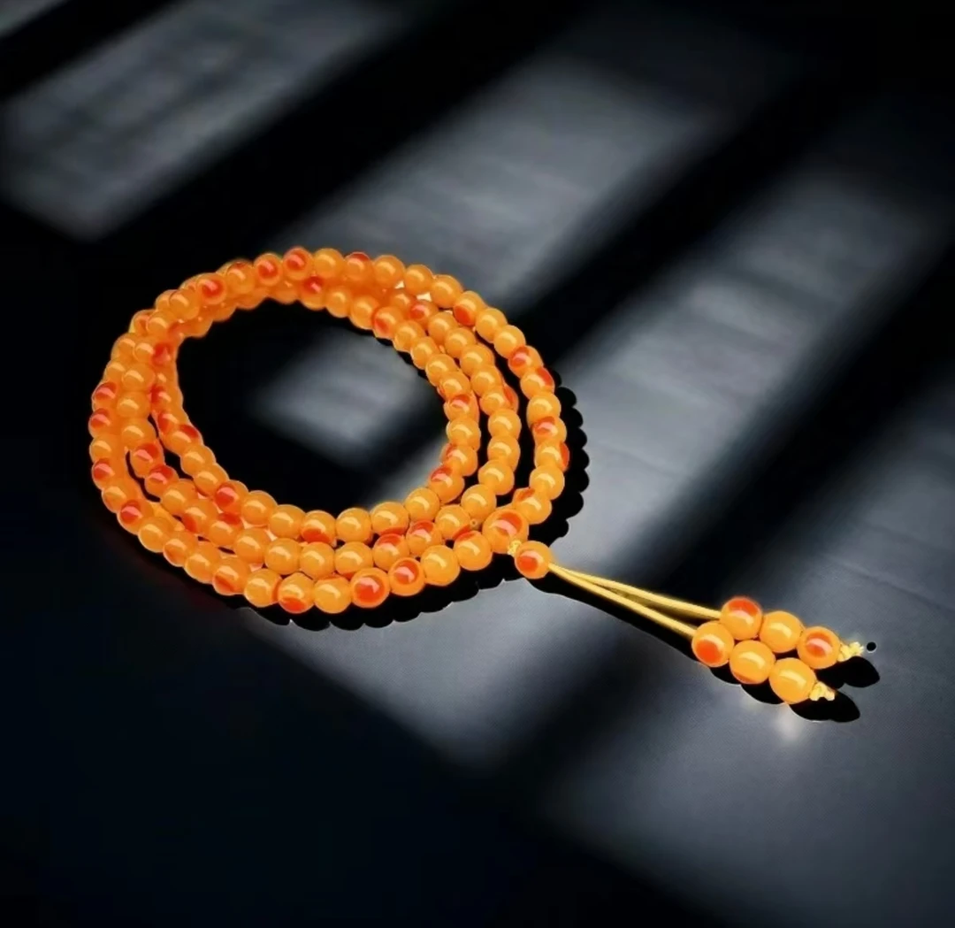 【古典珍藏】一点红G094时尚情侣树脂项链妈妈