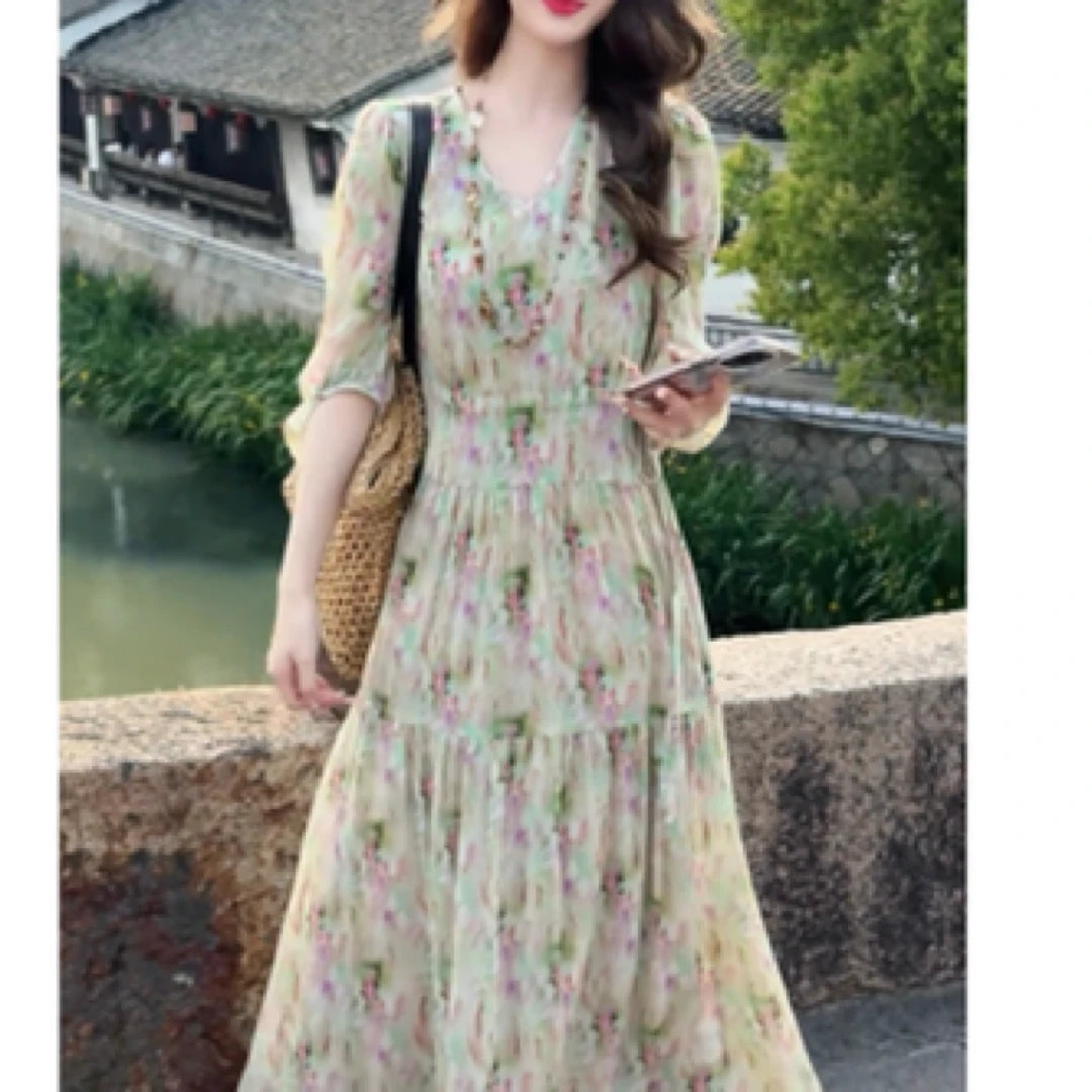 现货 碎花连衣裙显瘦连衣裙颜色图片色