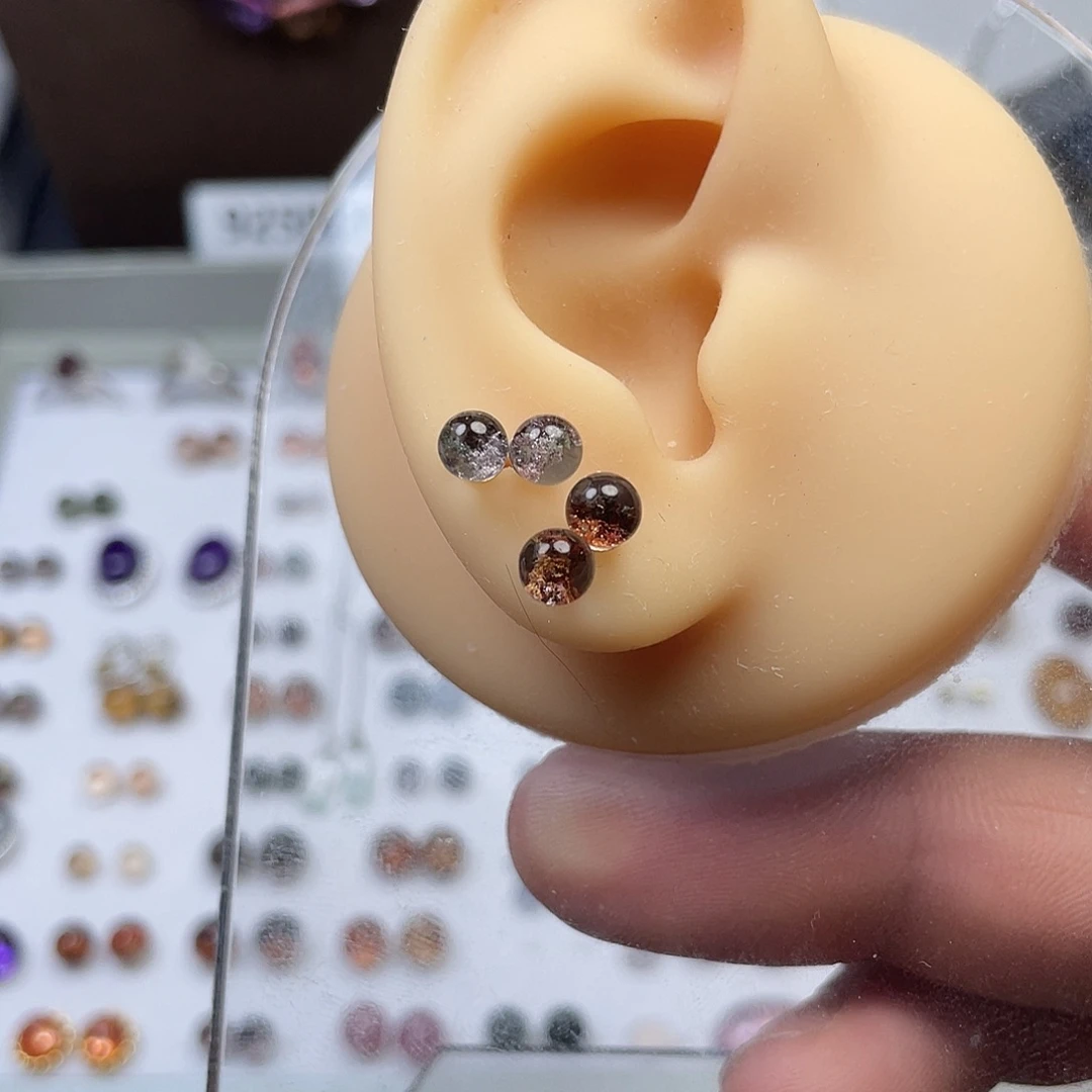 顶***光水晶耳饰银S925镶嵌幽灵 4mm