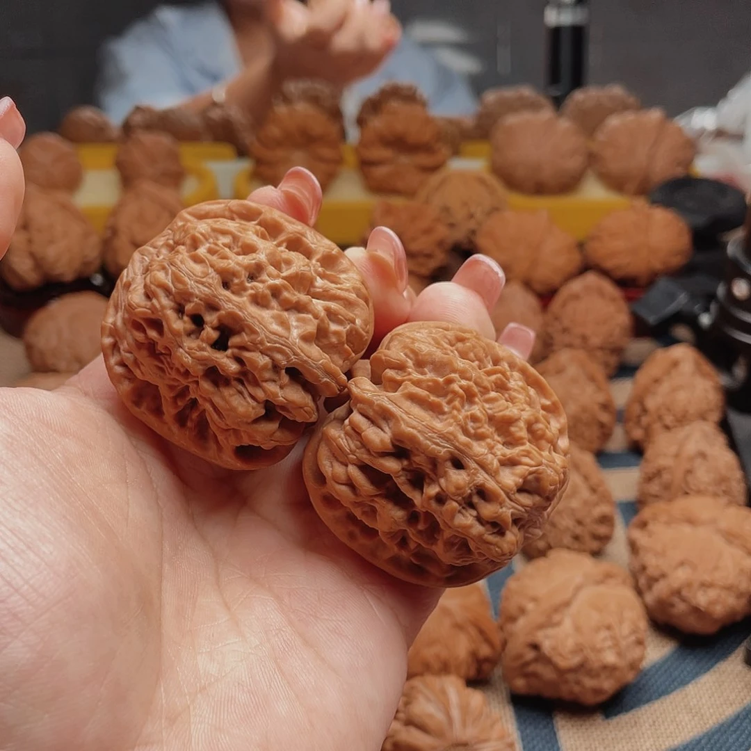 吊坠文玩核桃吔***街41尺西北1