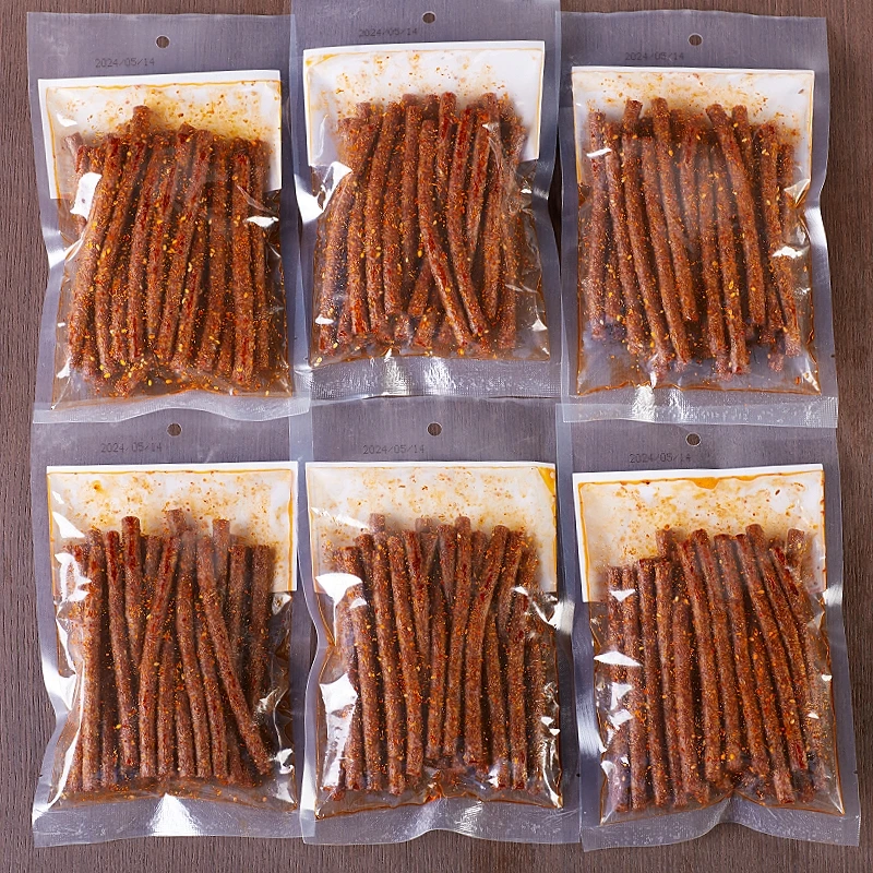 大长筋辣条棒大包香辣麻辣零食儿时经典网红爆款湖南特产小吃食品