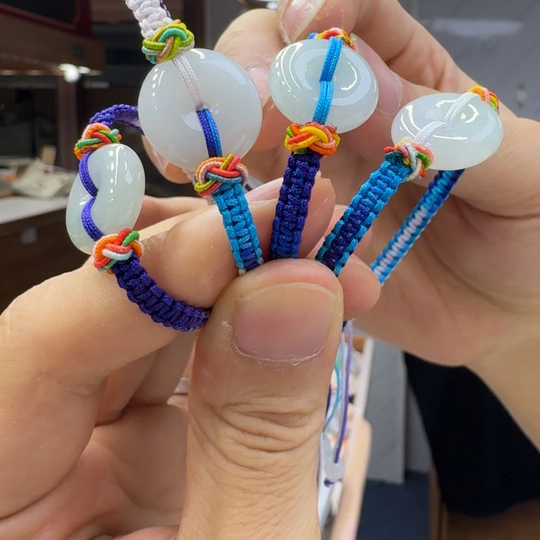 翡翠未镶嵌手链翡翠