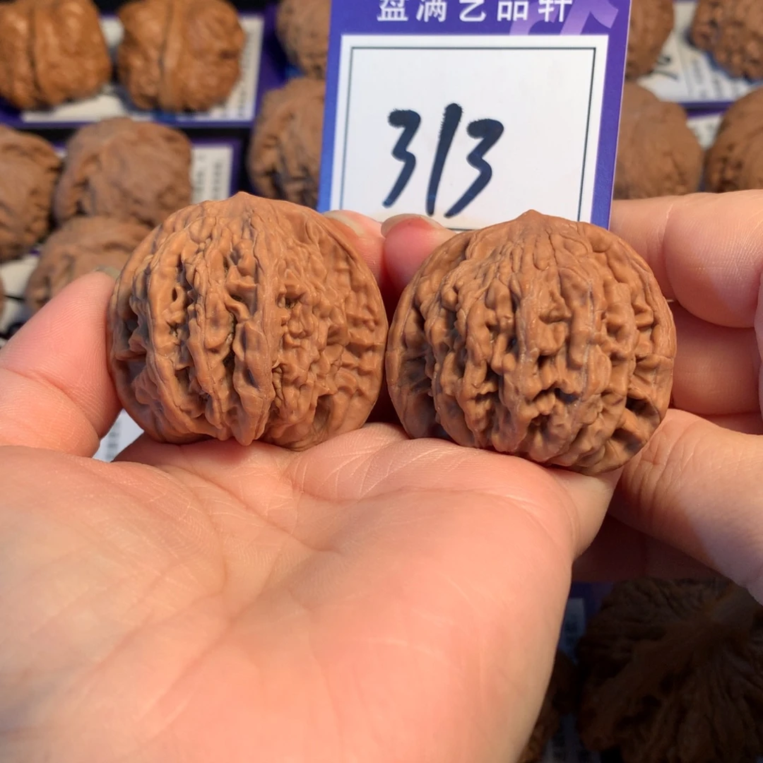 文玩核桃把件313虎头4.2