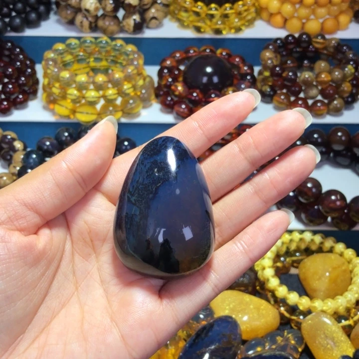 多***亿琥珀未镶嵌手链馆藏级星际蓝天翁珀吊坠