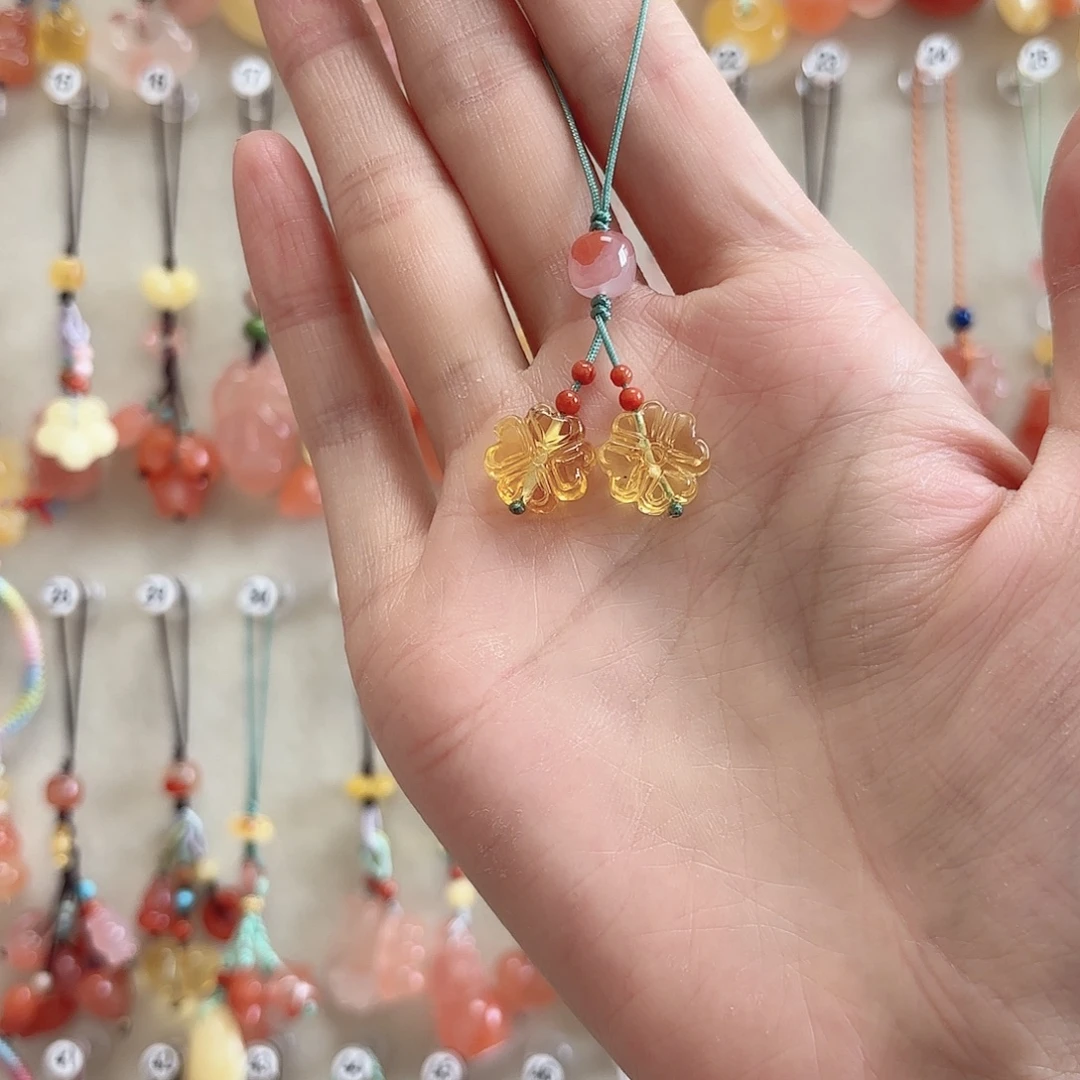 南红玛瑙未镶嵌吊坠(赠链)微粉