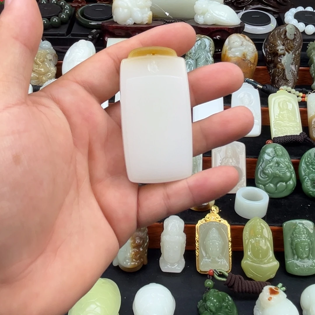 和田玉未镶嵌挂件