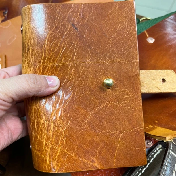 纯手工缝线头层牛皮钱包