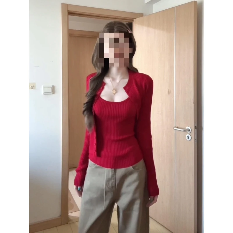 MARIE.COCO明媚辣妹风红色吊带外搭开衫早秋季时髦气质长裤三件套