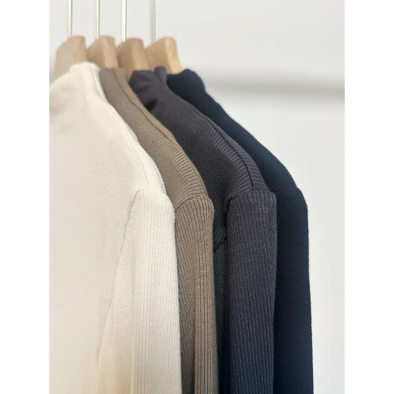 「半高领打底衫」ounc*半高领长袖弹力打底