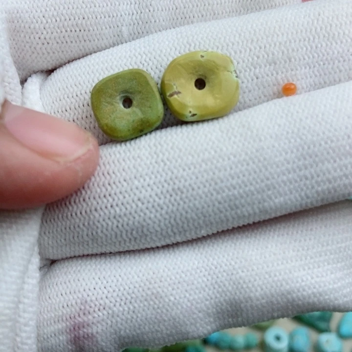 南红玛瑙未镶嵌珠宝奇石