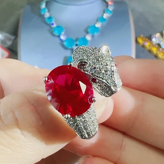 红宝石戒指未镶嵌