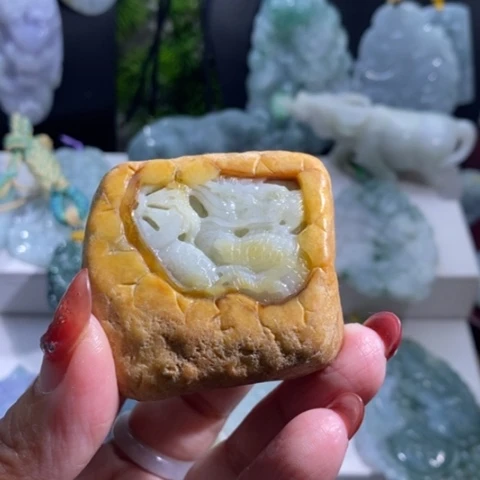 【闪购商品】颈饰未镶嵌翡翠龙牌