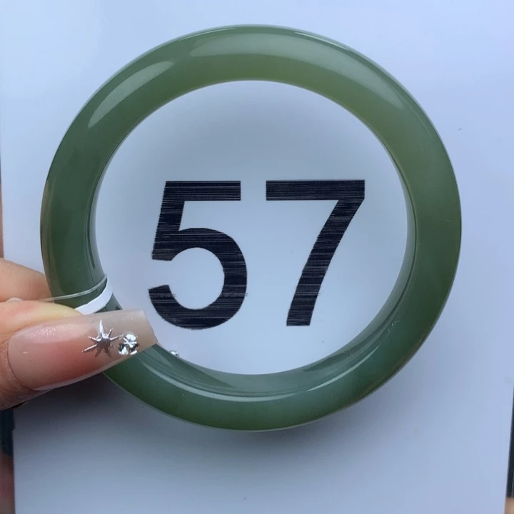 未镶嵌手镯和田玉9