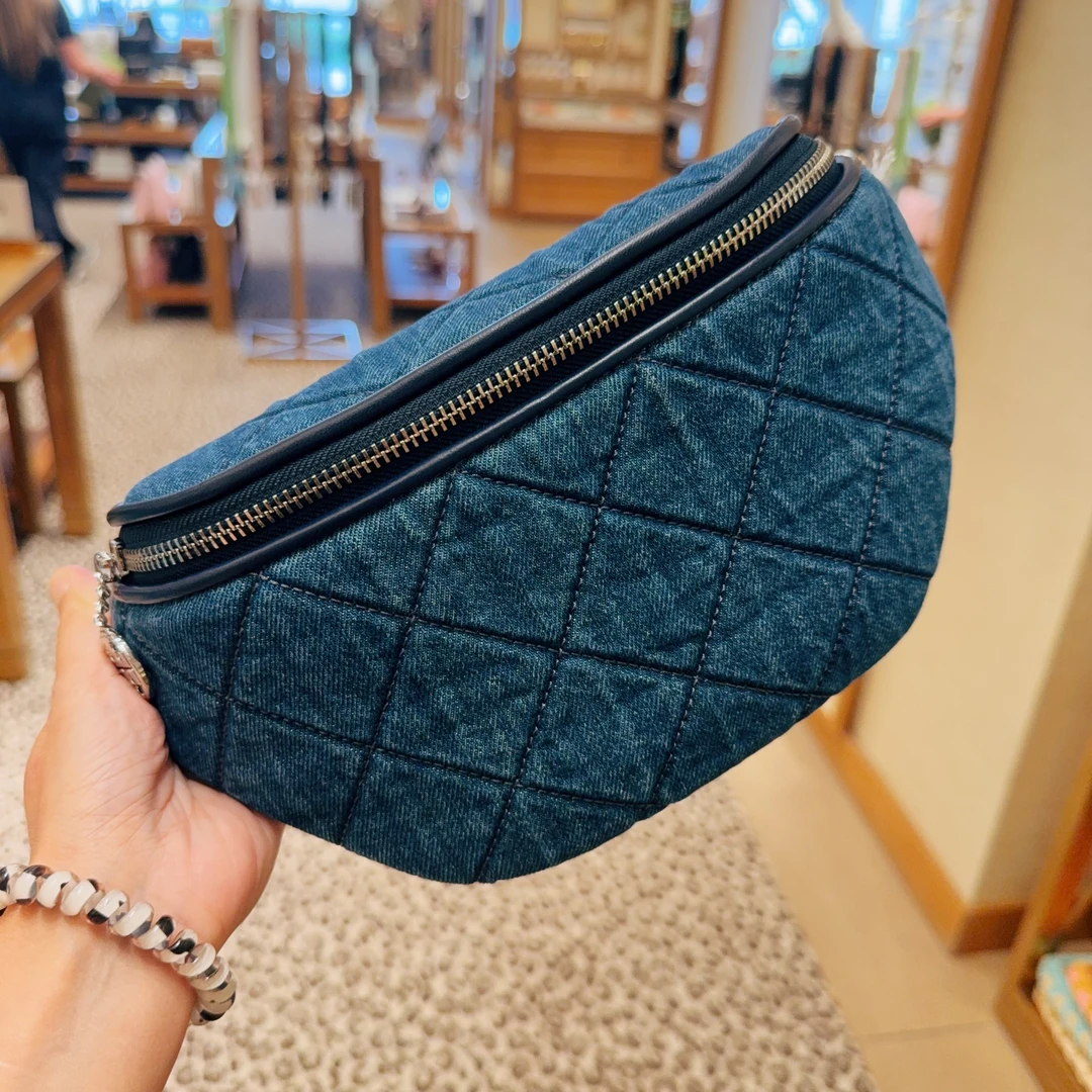 未使用 TORY BURCH/汤丽柏琦 牛仔蓝菱格小香风腋胸包女士腰包