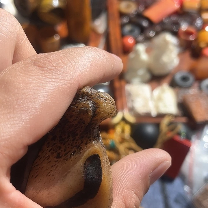 檀香紫檀（小叶紫檀）剑**心