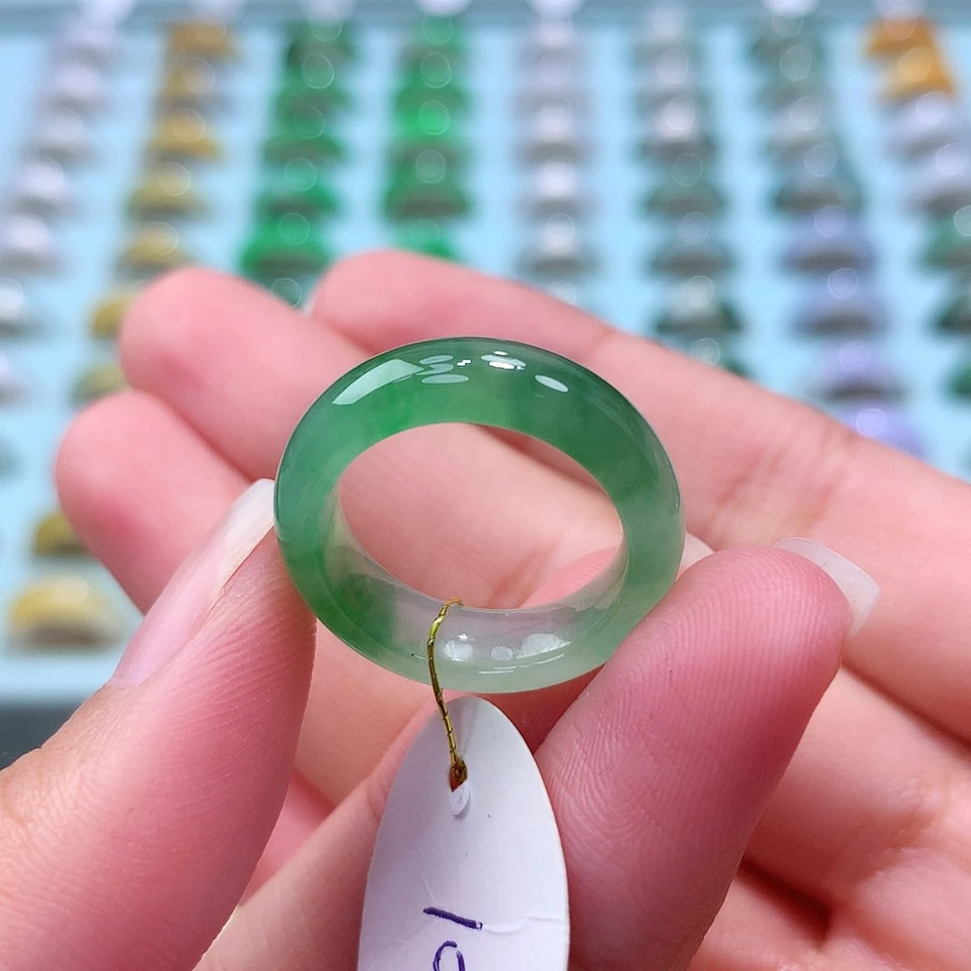 未镶嵌戒指翡翠10圈