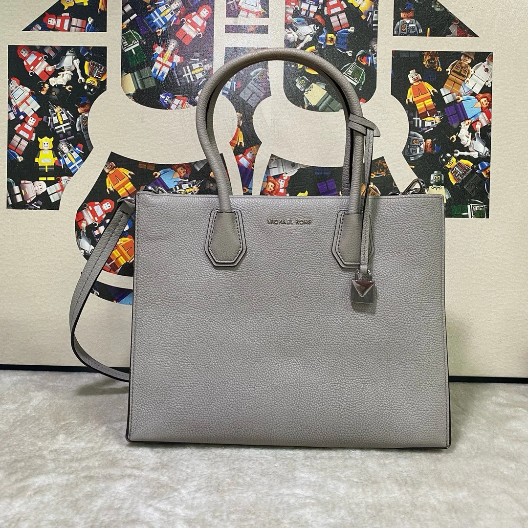 95新 MICHAEL KORS/迈克高仕 21179斜挎包24*31