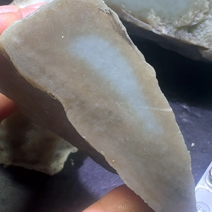 和田玉未镶嵌珠宝半成品