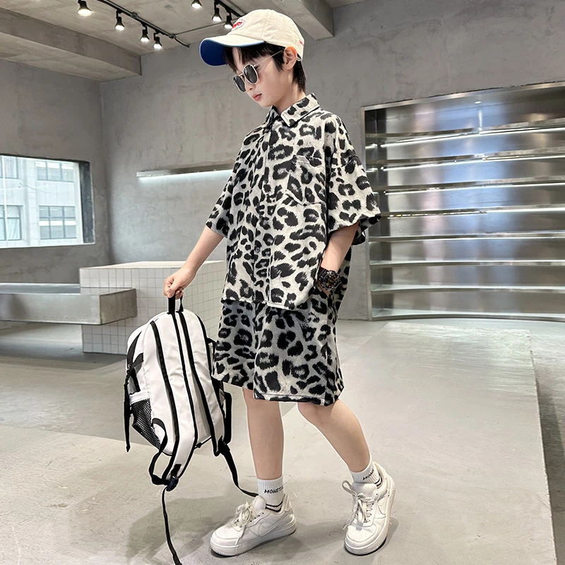 儿童装男童夏装套装2025新款夏季短袖酷帅气中大童时髦潮男孩衬衫