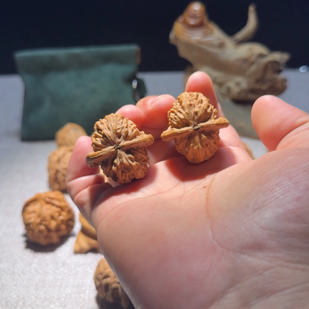 可***翅文玩核桃把件全品33大红袍