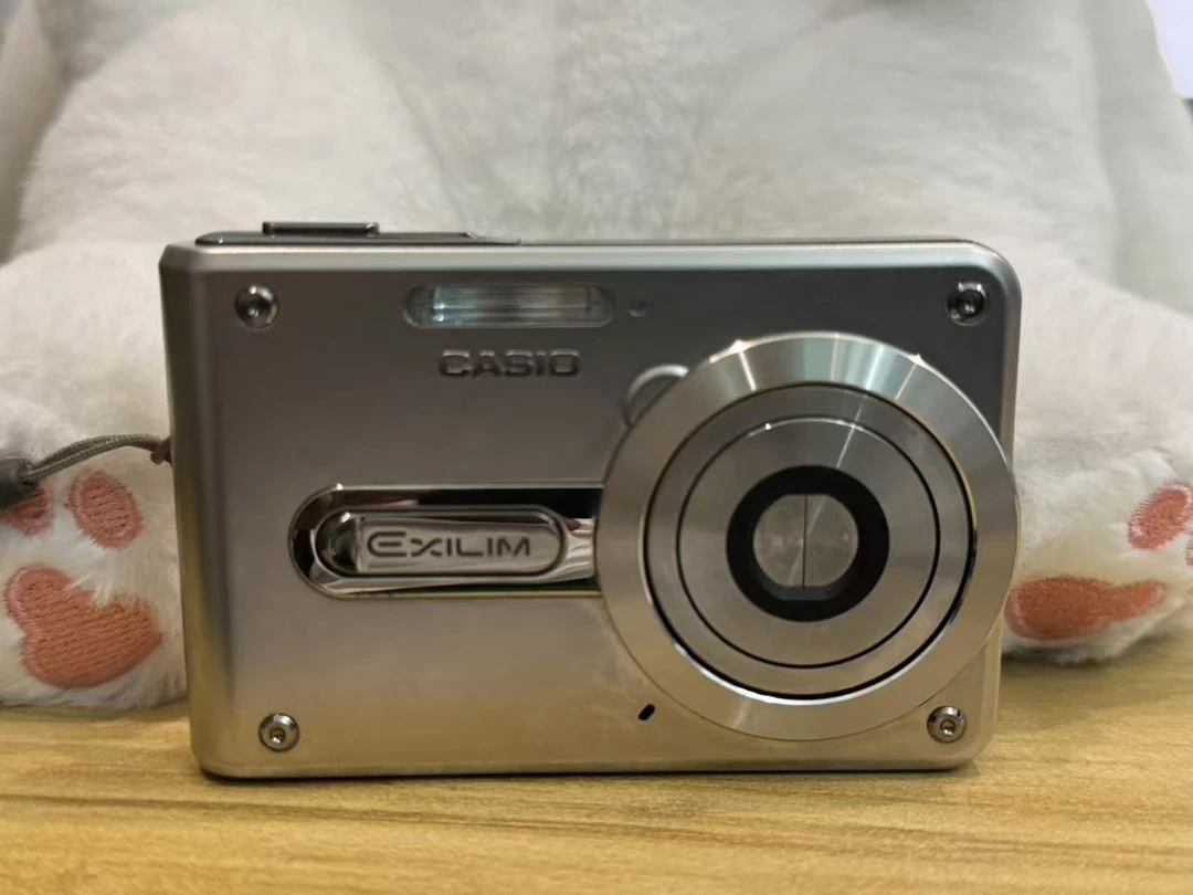 99新 卡西欧 99新卡西欧S100出片神器复古冷白
