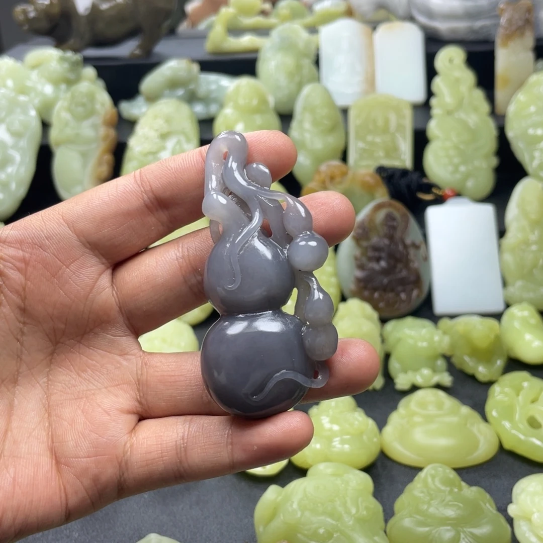 和田玉（黄玉）未镶嵌颈饰