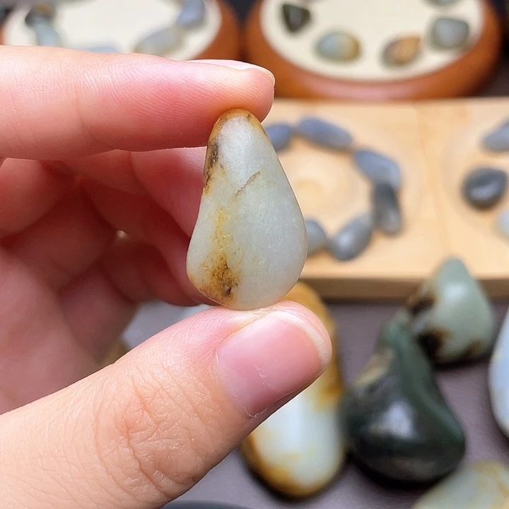颈饰未镶嵌和田玉9