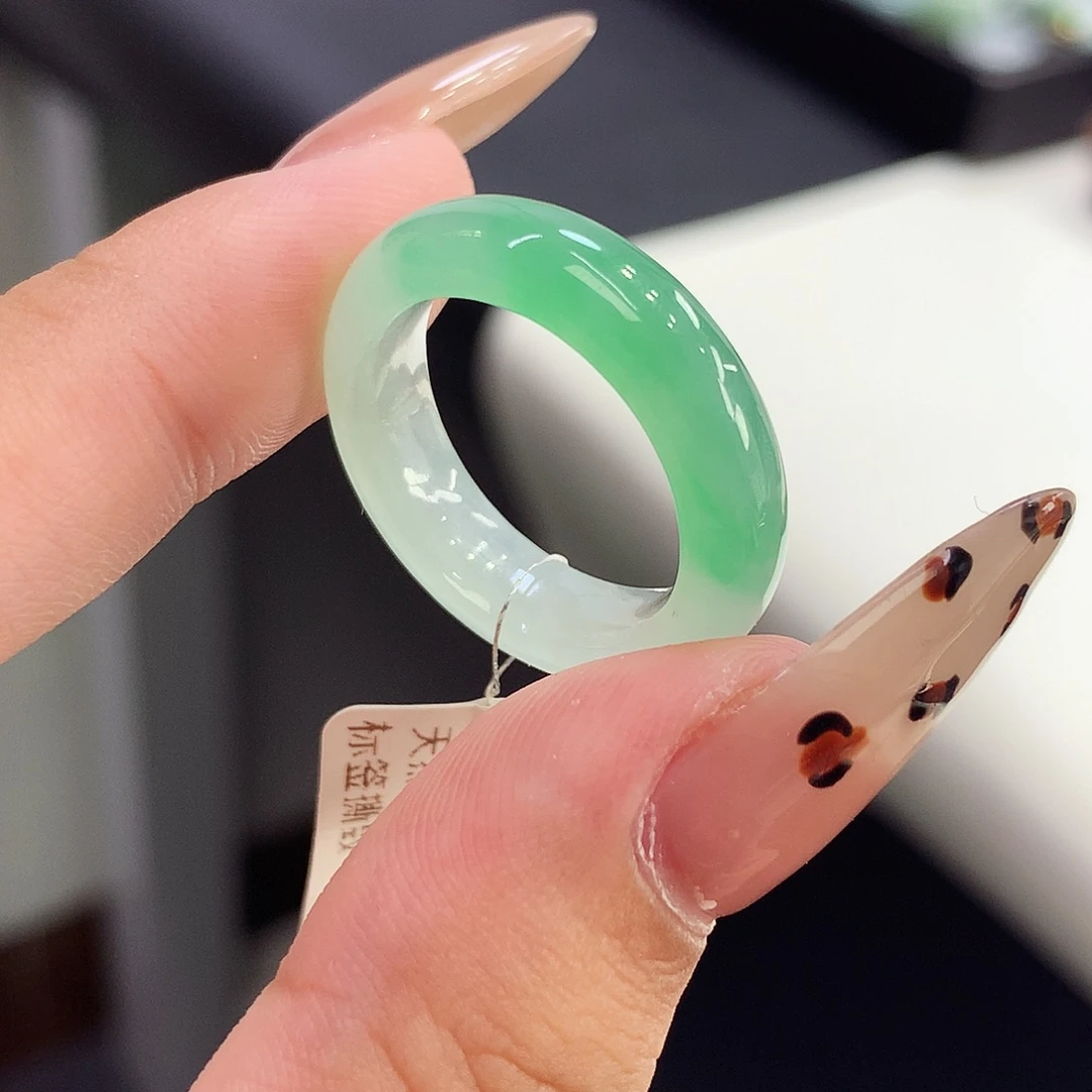 翡翠未镶嵌戒指15号