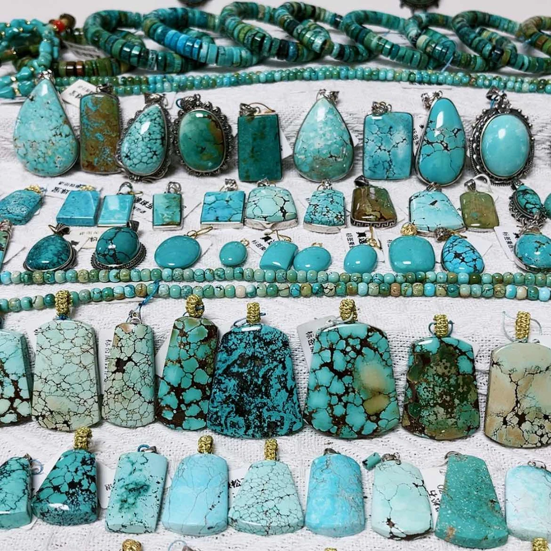 【闪购商品】未镶嵌绿松石珠宝奇石