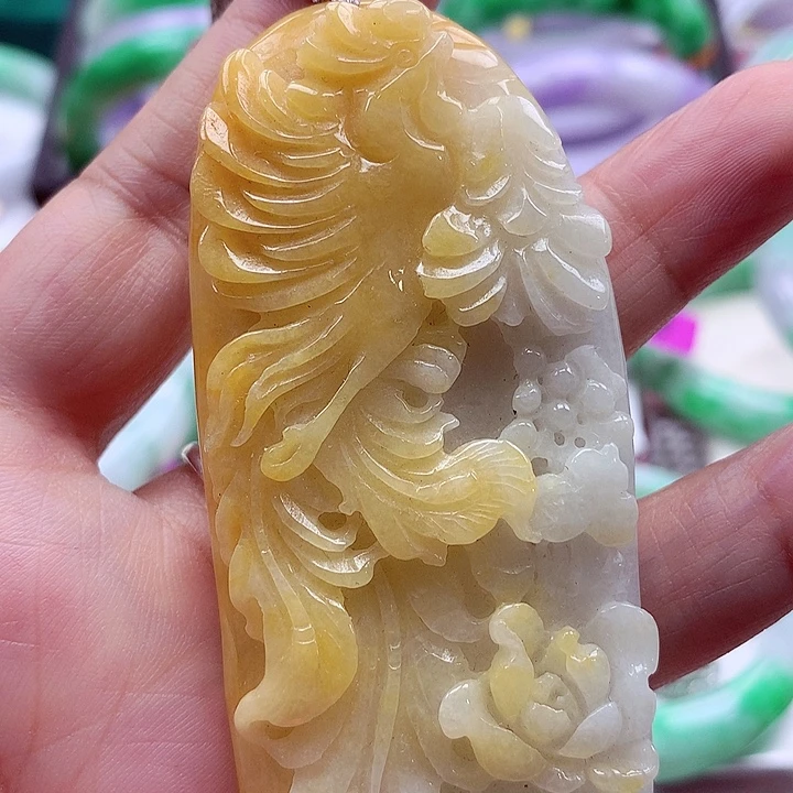 翡翠未镶嵌颈饰翡翠