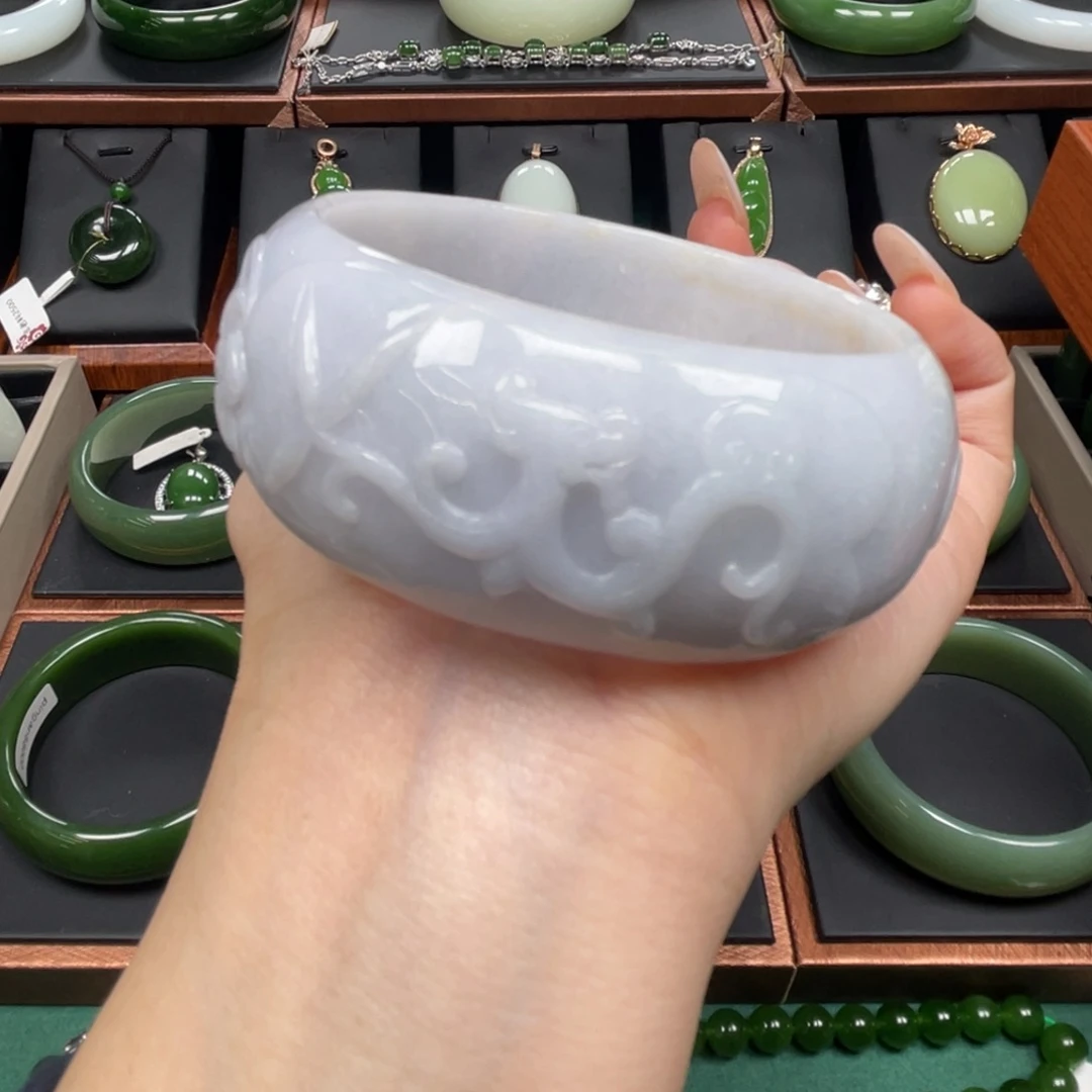 和田玉未镶嵌手镯