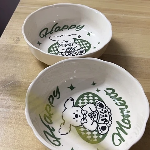 微瑕，不能明火，长15厘米，高度4，2个沙拉碗奶油狗