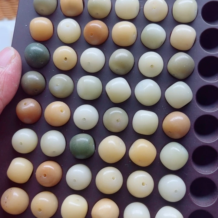 手串白玉菩提瑕疵13-12多宝桶珠60颗