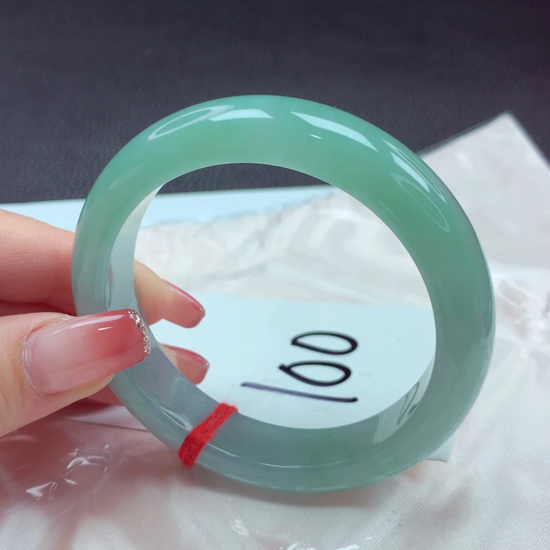 翡翠手镯未镶嵌手镯56