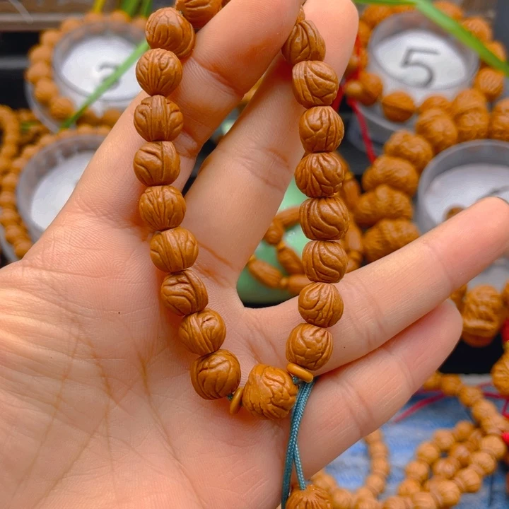 玉龙脊10。红红火火