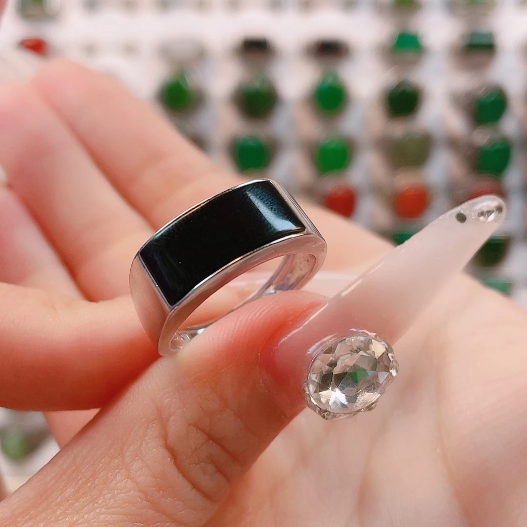 @***酒和田玉银S925镶嵌戒指