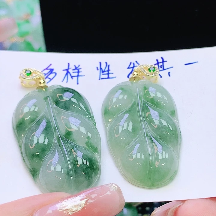 翡翠未镶嵌颈饰多样性发其一