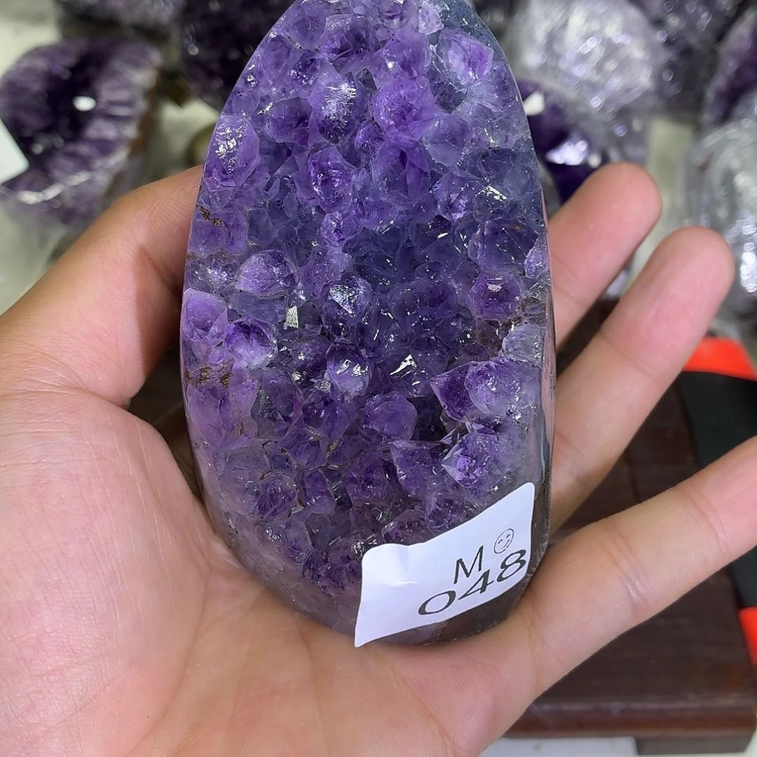 未镶嵌水晶大型摆件（非配饰）