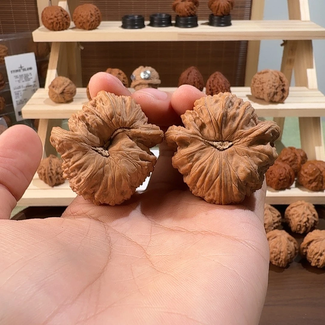 核桃全品异形闷白43尺