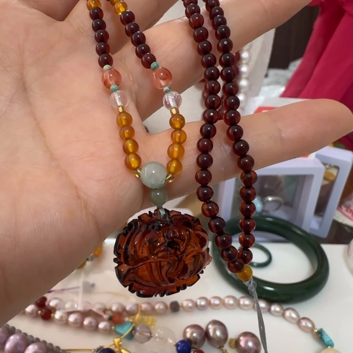 血珀未镶嵌手链国风牡丹花卡25.9圆珠卡3.7天然结构