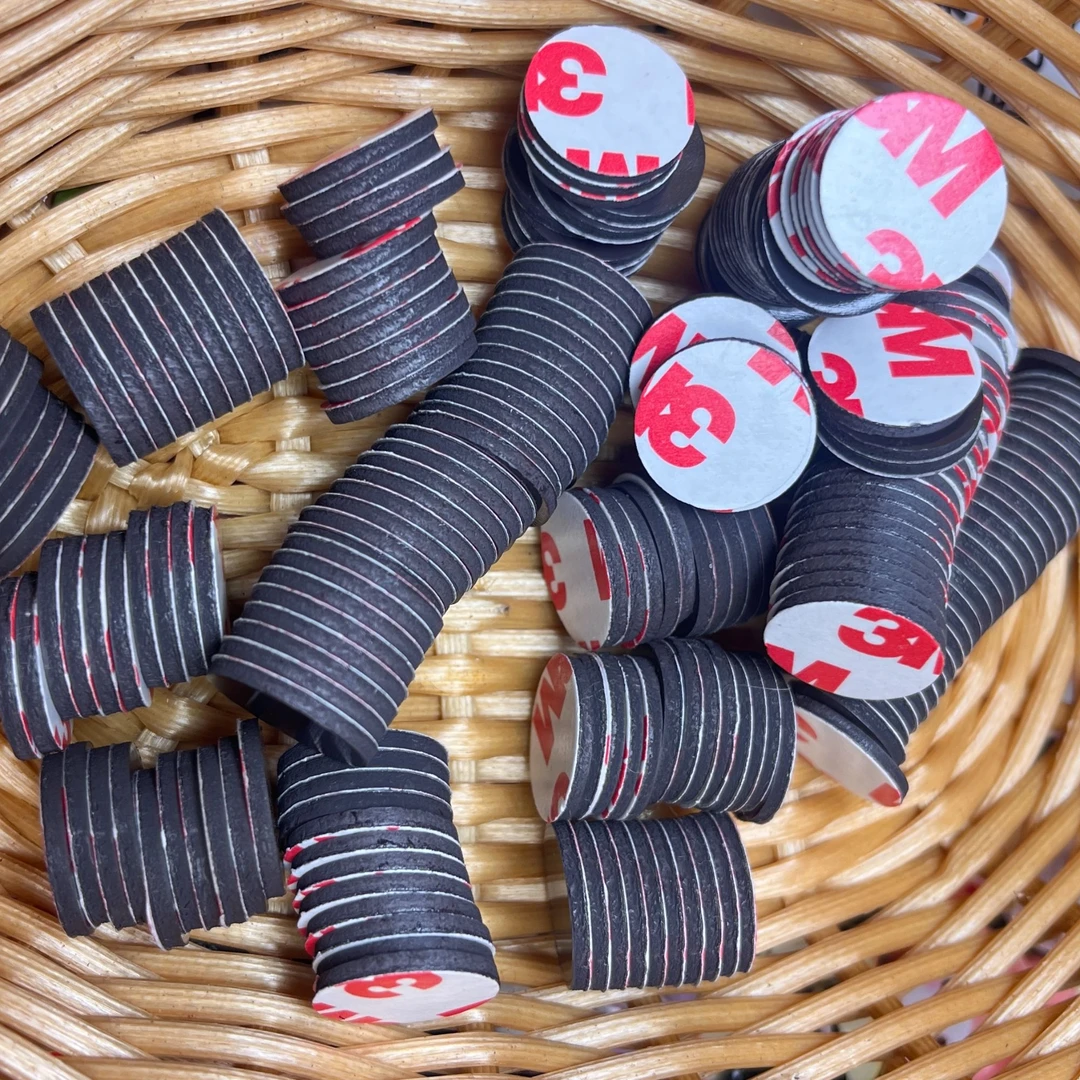 软磁性材料圆形方形自粘贴胶磁铁 背胶DIY冰箱贴橡胶磁片