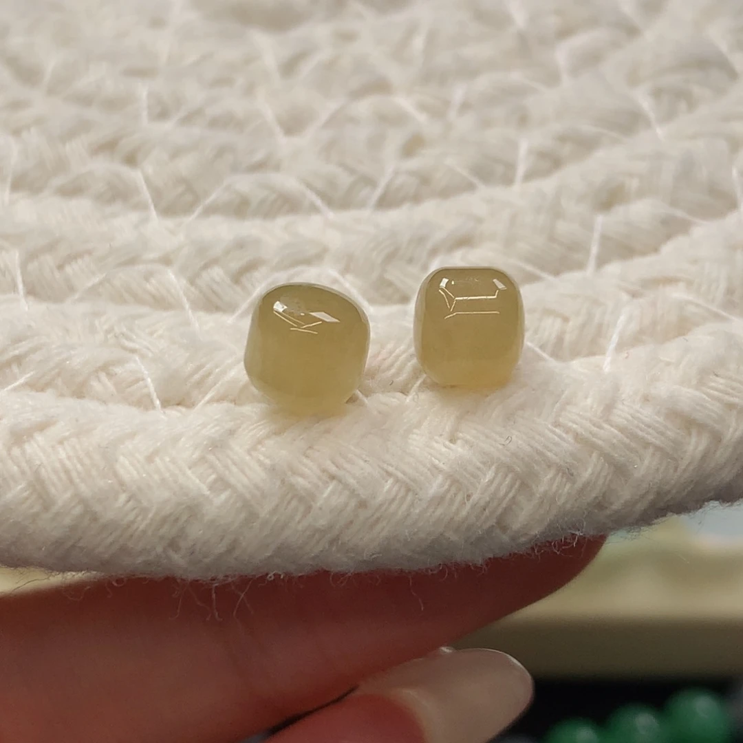 定制翡翠未镶嵌 毛货抛光定制 黄翡桶珠 单颗价 多样性发货