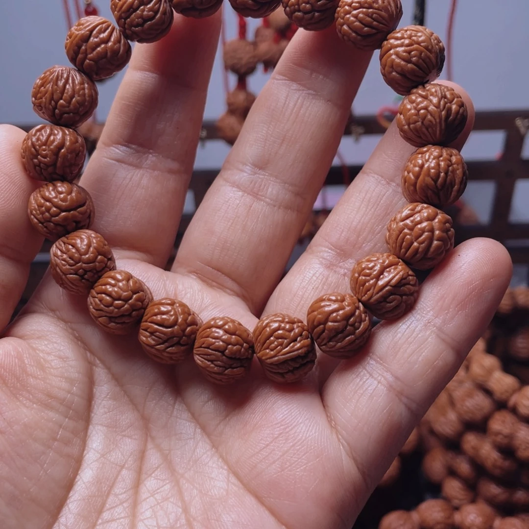 木质类龙纹桃枭手串