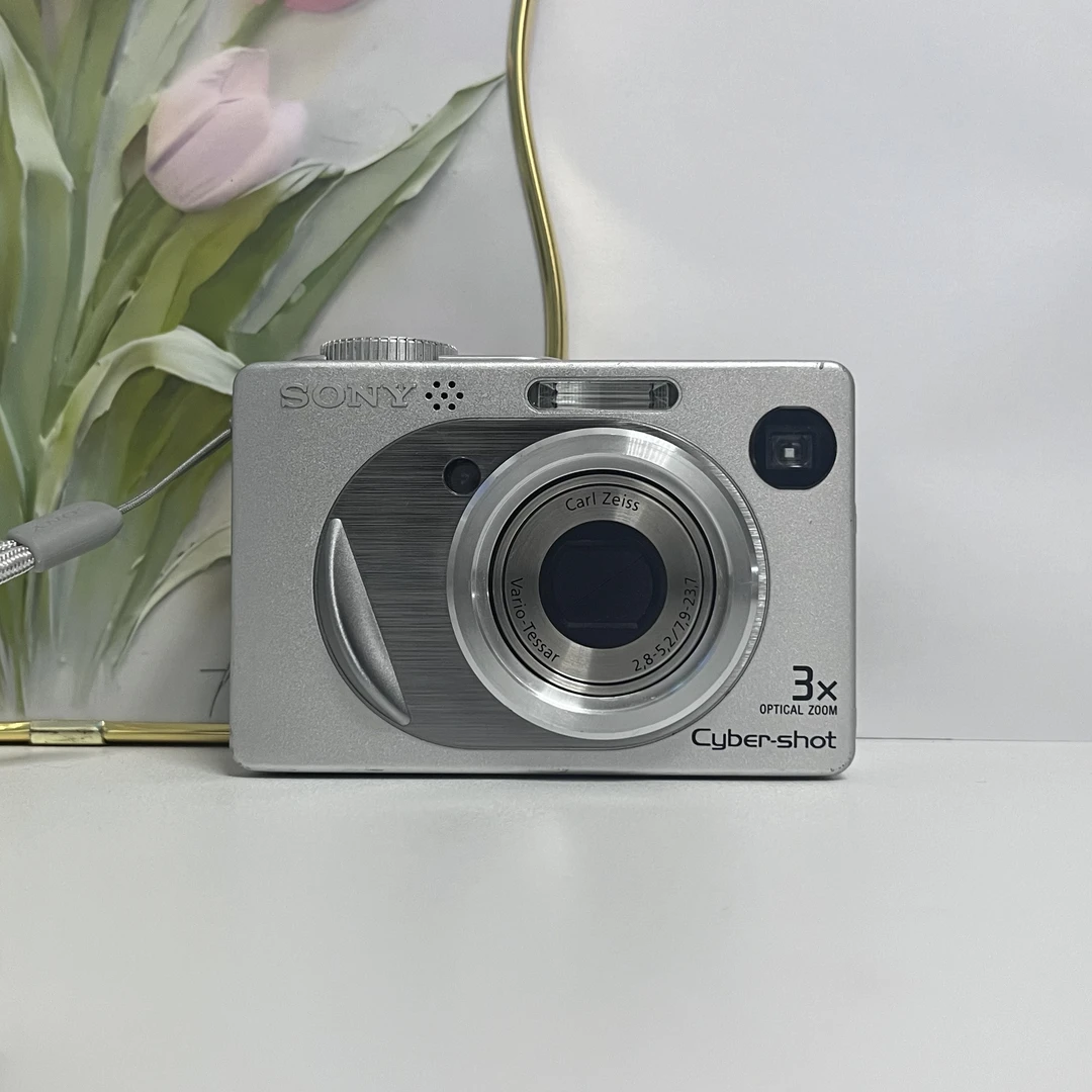 95新 Sony/索尼 W1 510w像素 3倍光变 配件齐 NO退换