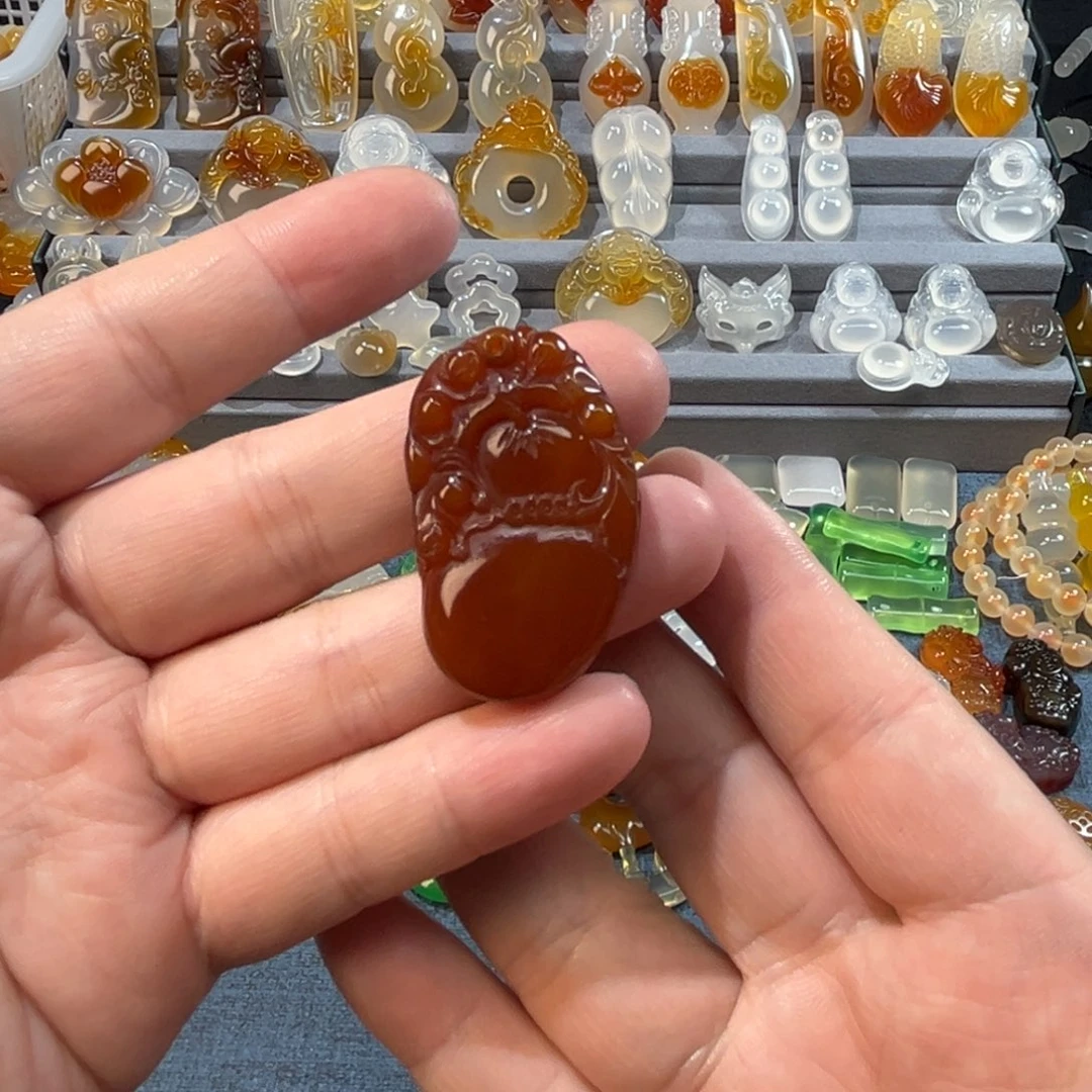 玛瑙/玉髓未镶嵌颈饰