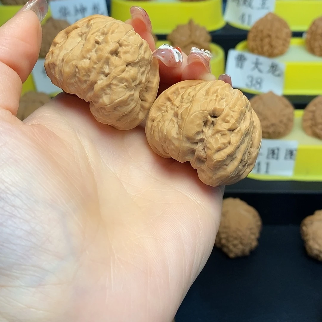 文玩核桃吊坠辣**子蛤蟆